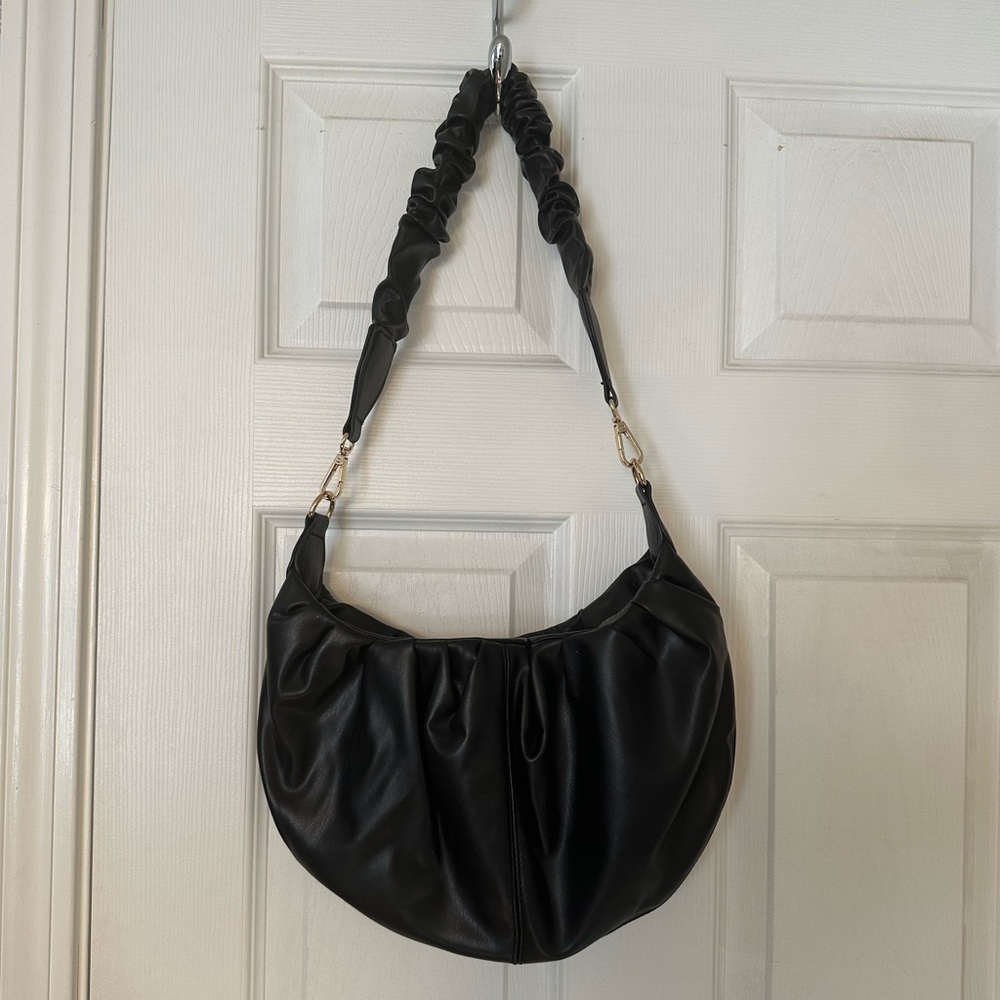Black Shoulder Bag